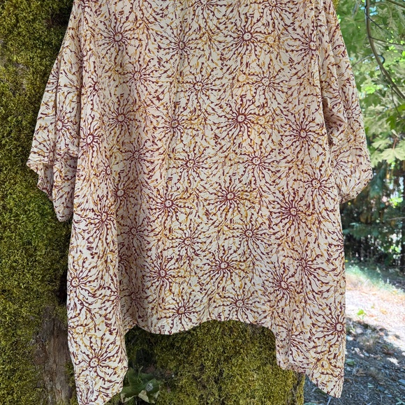 Kantha Bae Silk In Flow Kimono - Picture 2 of 3